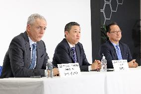 Mitsubishi Fuso Truck and Bus Corporation and Hon Hai Precision Industry Co., Ltd. Joint Press Conference Regarding Bus Business